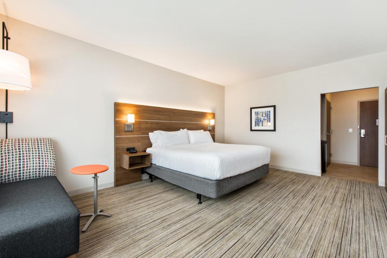 Holiday Inn Express & Suites - Carrollton West By Ihg Екстериор снимка