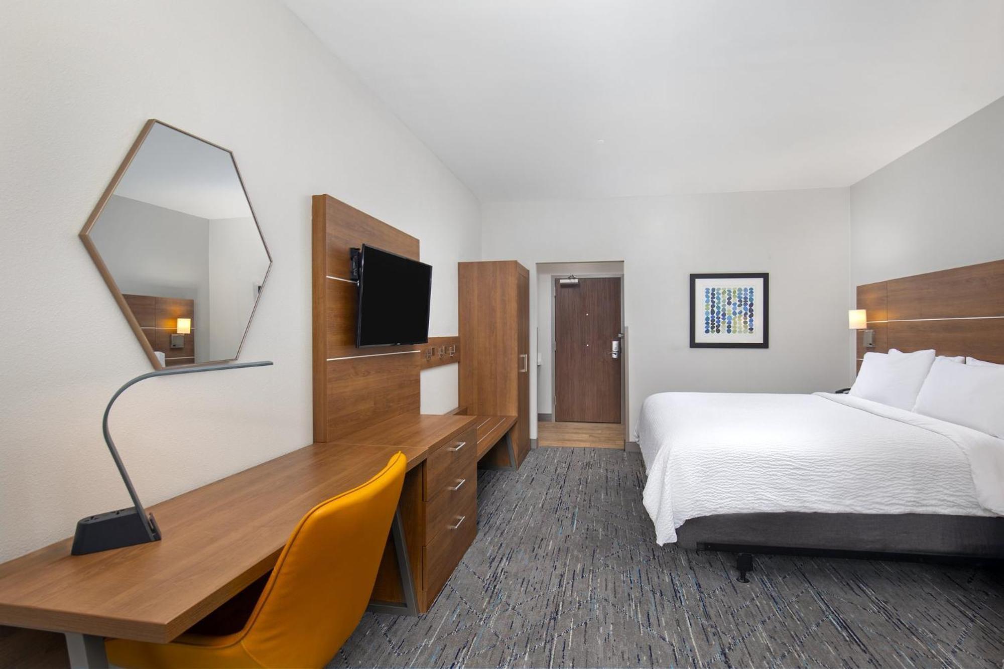 Holiday Inn Express & Suites - Carrollton West By Ihg Екстериор снимка